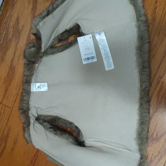 Baby fur vest - Picture 3 of 3